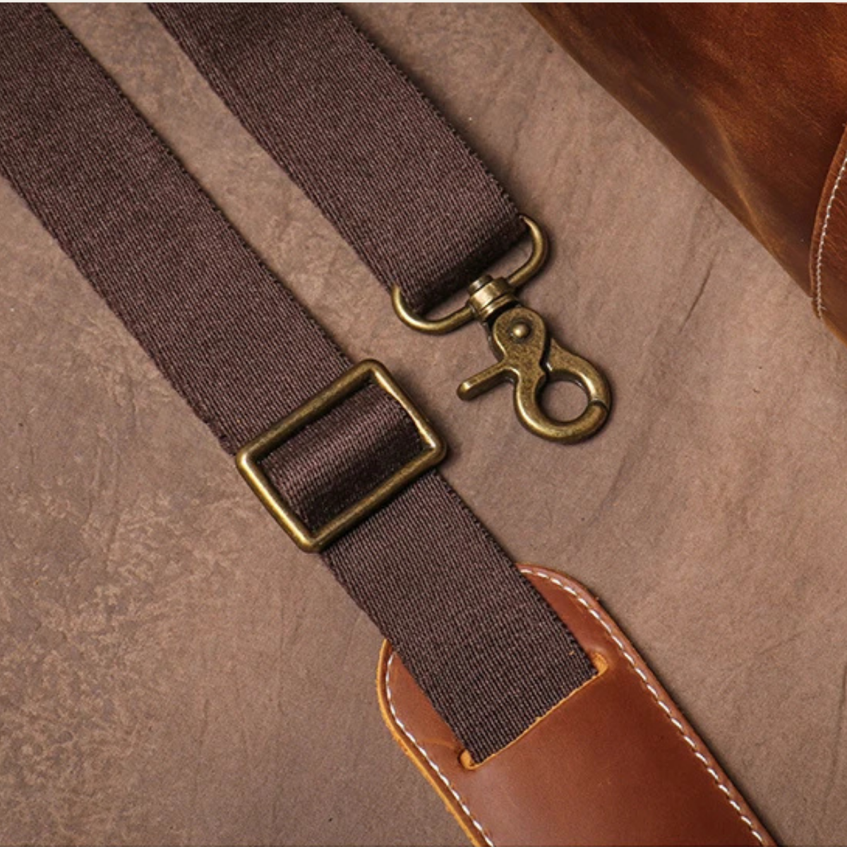 Men’s Retro Weekend Duffle Carry On Leather Luggage