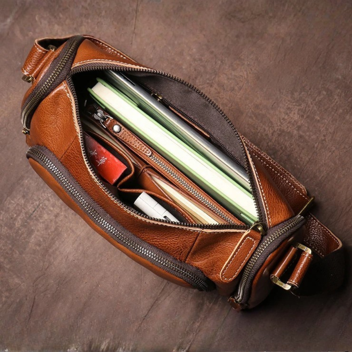 Men’s Retro Crossbody Leather Shoulder Bag