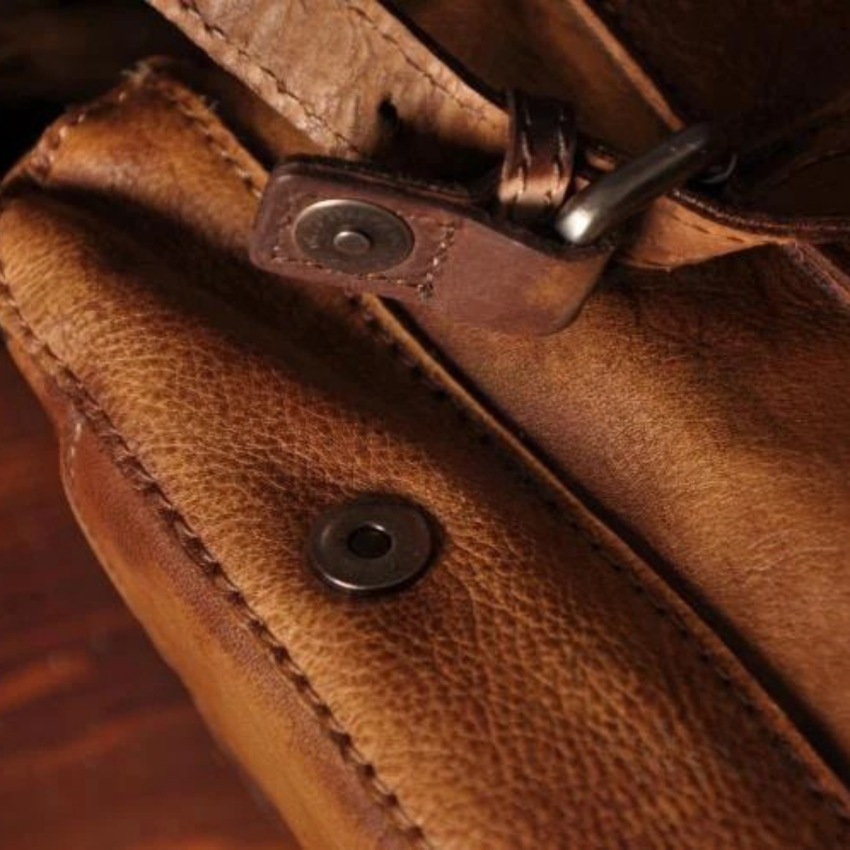 Men’s Vintage Crossbody Leather Shoulder Bag