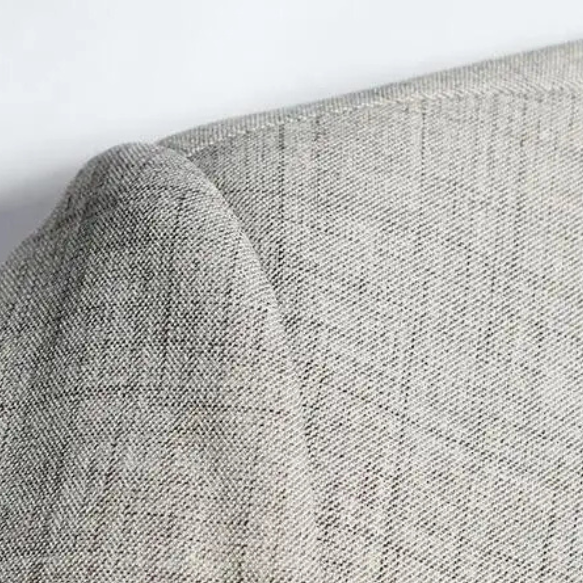 The Sarzana Men’s Lightweight Business Casual Single Breasted Blazer