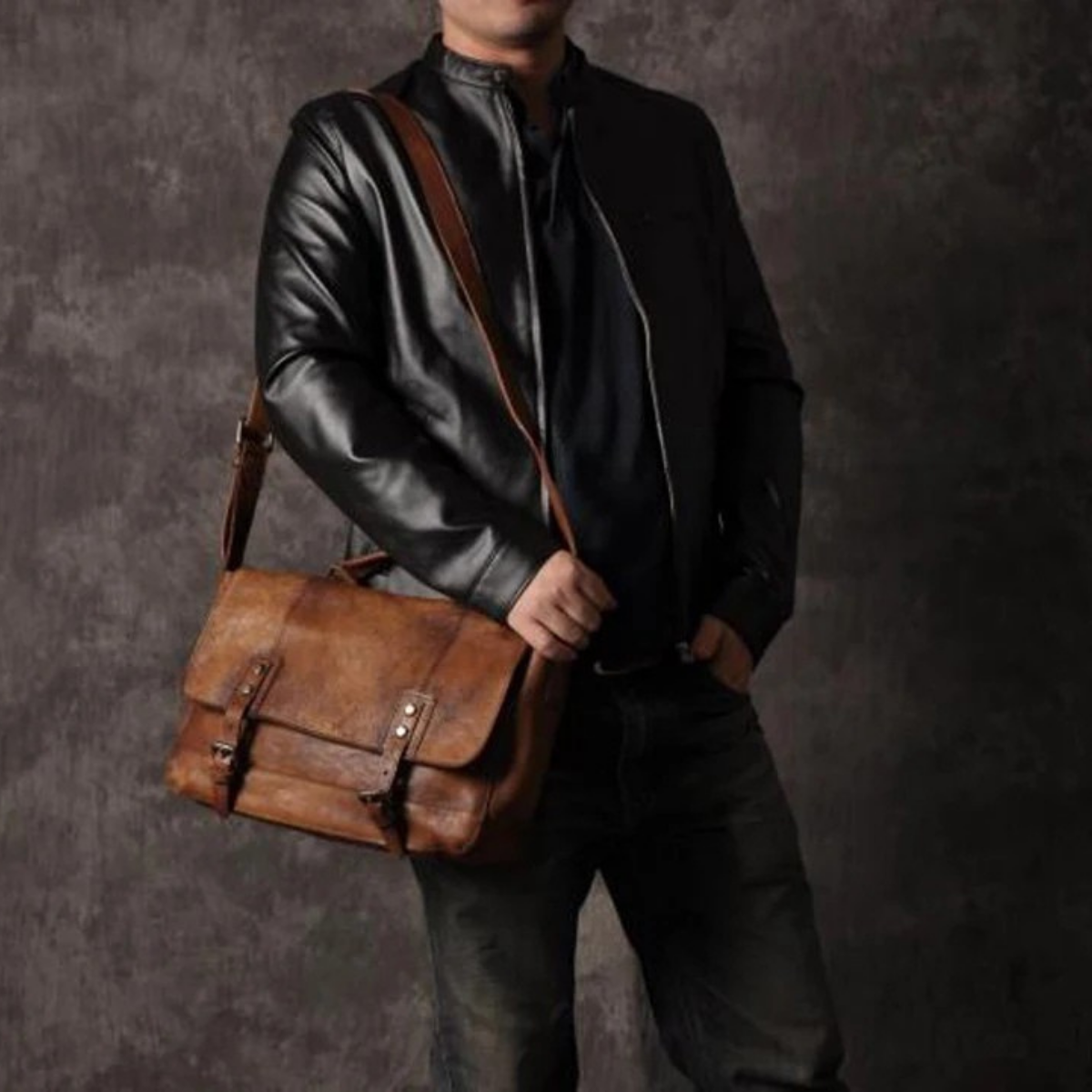 Men’s Vintage Crossbody Leather Shoulder Bag