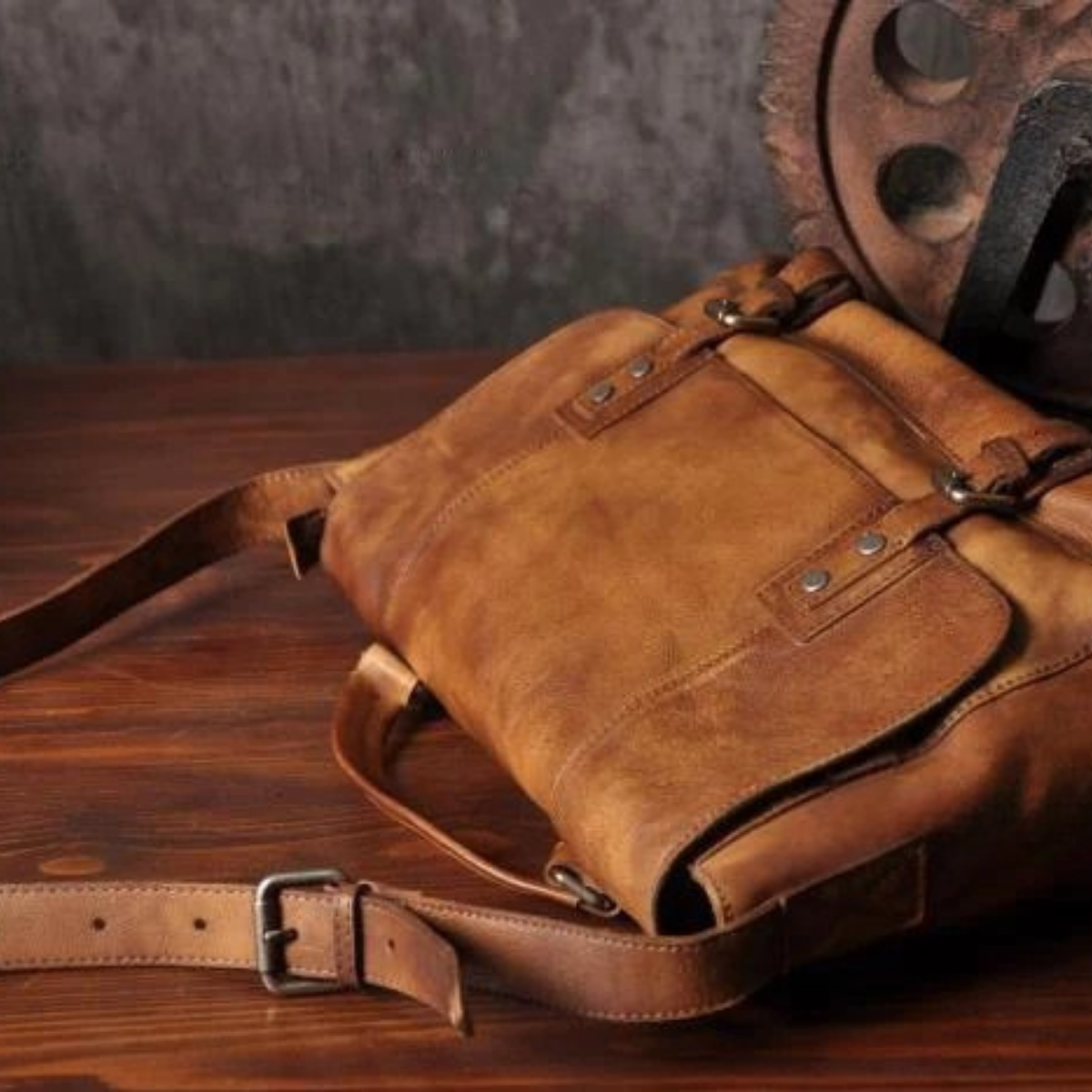 Men’s Vintage Crossbody Leather Shoulder Bag