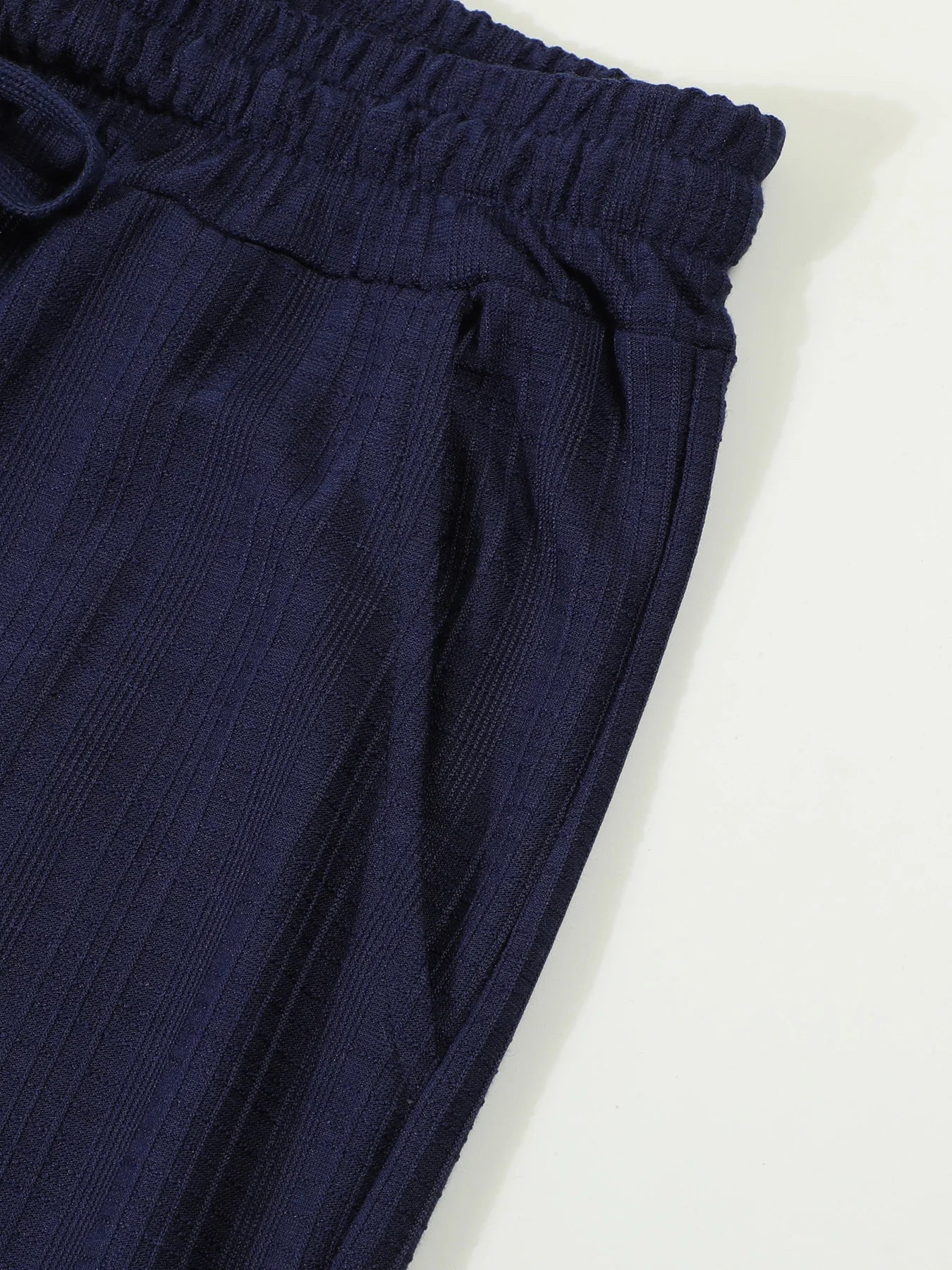 Men’s Beach Outfit Set – Short Sleeve Top and Relaxed Pants