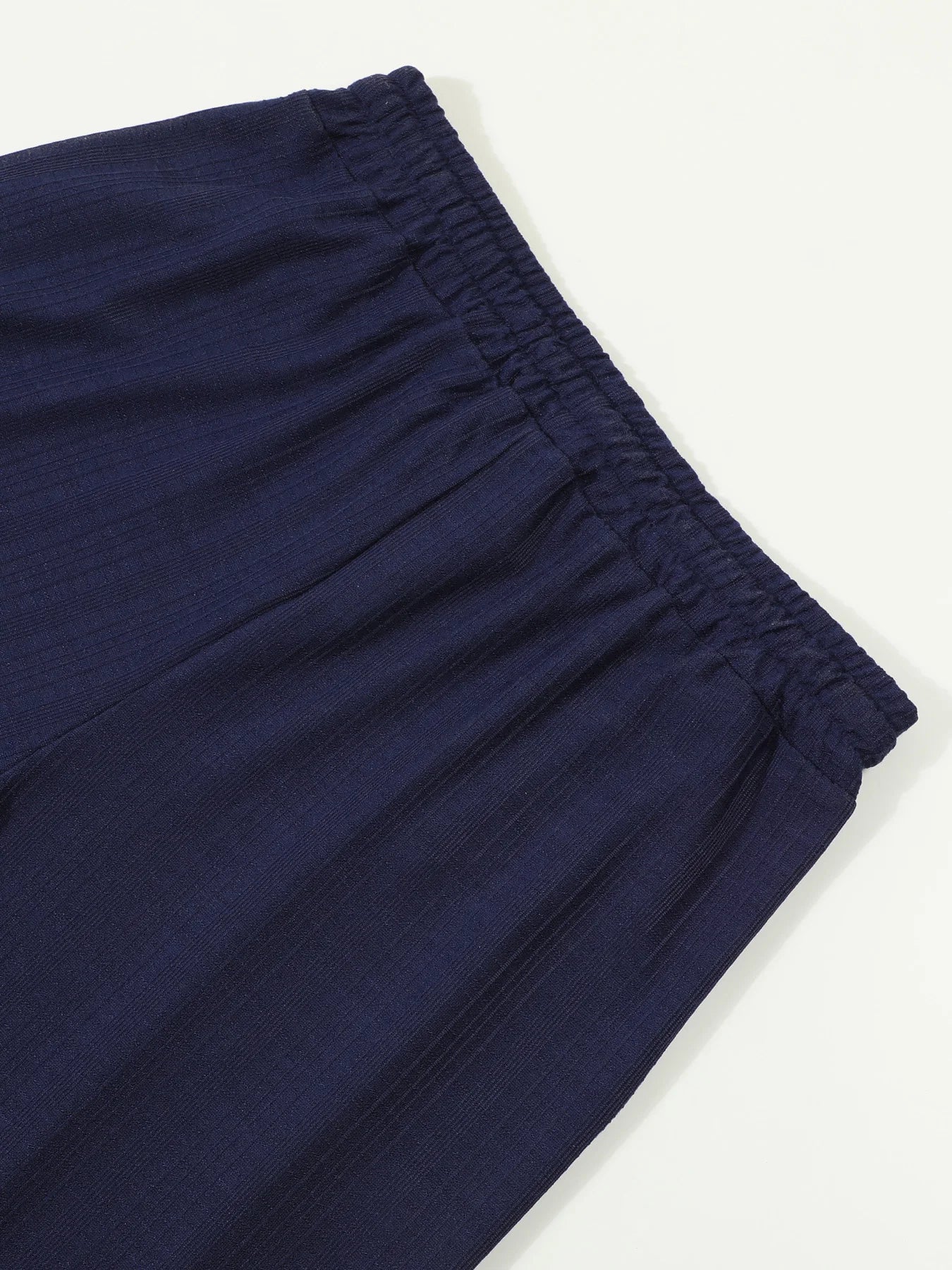 Men’s Beach Outfit Set – Short Sleeve Top and Relaxed Pants